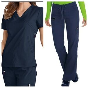 SET! EUC! Koi Lite scrubs - size XS